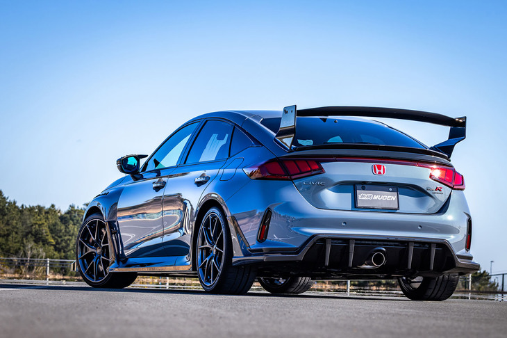 無限シビック タイプRグループB（ホンダ・シビック タイプRレーシングブラックパッケージ 無限パーツ装着車）