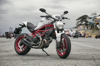 ドゥカティ・モンスター797＋