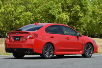 「WRX S4 2.0GT-S EyeSight」のリアビュー。
