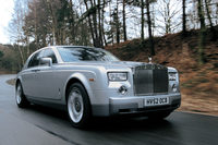BMW傘下となった新生ロールス・ロイスが2003年に発表した7代目「ファントム」。14年にわたり、同社のフラッグシップの座にあり続けた。
