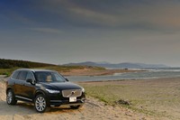 今回は、山岳路やオフロードも交えながら300kmほどの距離を試乗。燃費は満タン法で10.9km/リッター、車載の燃費計で10.3km/リッターを記録した。