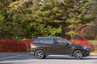 新型「X1」のボディーサイズは全長×全幅×全高＝4455×1820×1610mm。従来モデルと比べると、全長がやや短くなり、全幅と全高が拡大している。