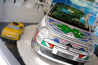 南ア出身の画家E.マーラングーによるアートカー。