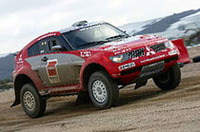 ダカールラリー2004、三菱がトップの画像