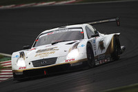 ポール・トゥ・フィニッシュをきめたNo.35 KRAFT SC430(石浦宏明/大嶋和也組）