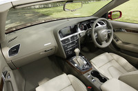 アウディA5カブリオレ 3.2FSIクワトロ（4WD/7AT）【試乗速報】の画像