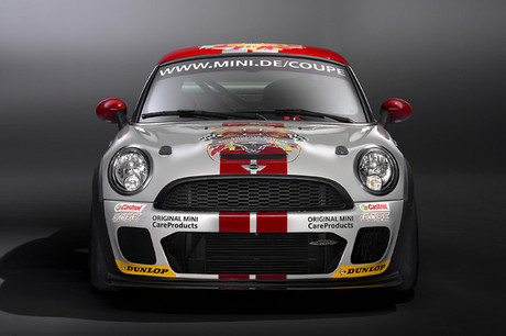 �j����24���ԃ��[�X�i2011�N6��23���`26���j�Ńf�r���[������uMINI�N�[�y�v�̃��[�X�d�l�A�uMINI�W�����N...