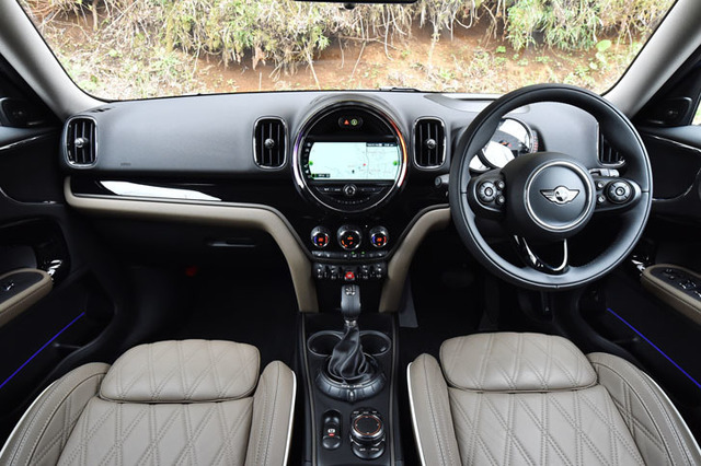 Miniクーパーd クロスオーバー Ff 8at 試乗記 我慢いらずのmini Webcg