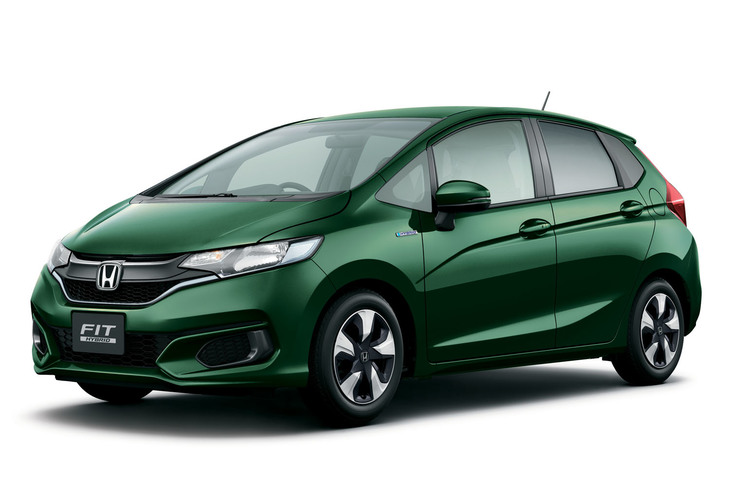 「ホンダ・フィット ハイブリッドFコンフォートエディション」。写真のボディーカラーは特別仕様車専用色の「ブリティッシュグリーンパール」。