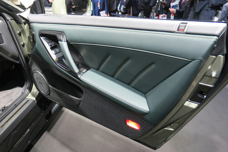 日産GT-RプレミアムエディションT-spec