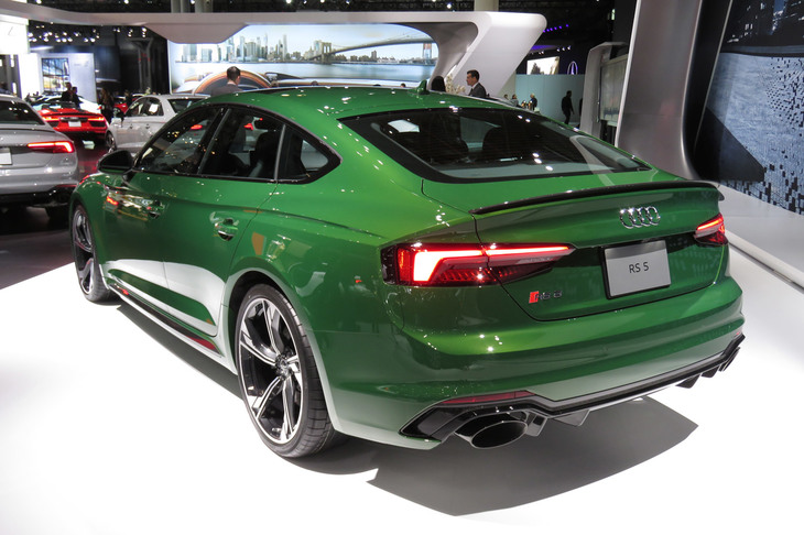 アウディRS 5スポーツバック