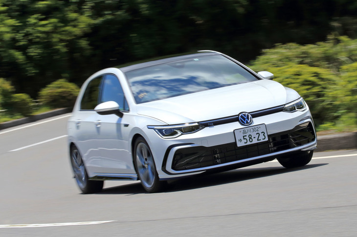 8代目「フォルクスワーゲン・ゴルフ」。生方 聡さんは1.5リッターターボモデルで鹿児島を目指した。