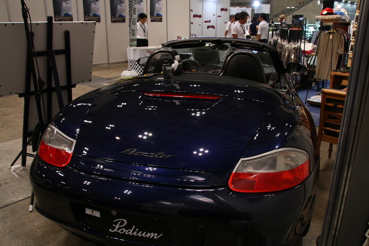 Podium carlife conciergeのブース