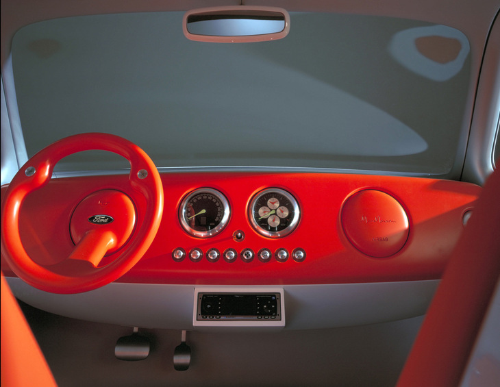 1999年「フォード021C」（photo：Ford）