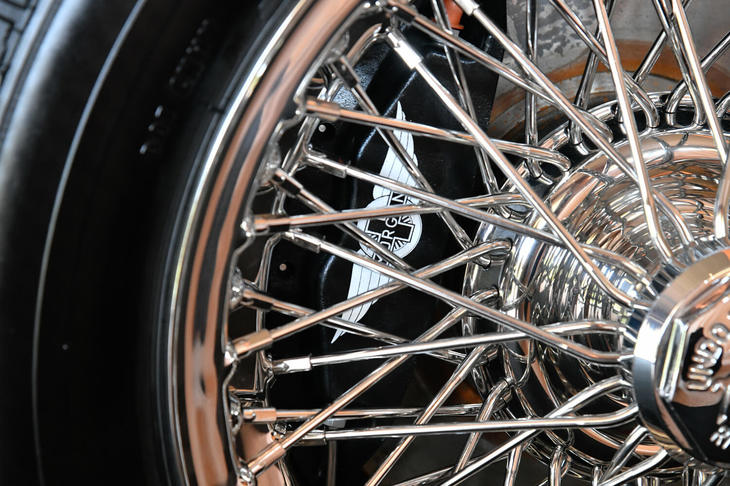 モーガン4/4（ブレーキキャリパー）