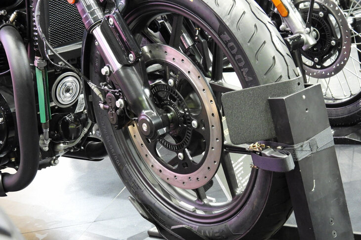 ロイヤルエンフィールド・ショットガン650