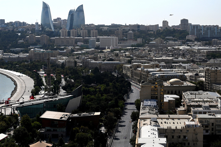 アゼルバイジャンのバクー・シティ・サーキット（写真）で行われたF1第17戦アゼルバイジャンGPで、マクラーレンのオスカー・ピアストリがキャリア2勝目を飾った。（Photo=Getty Images / Red Bull Content Pool）