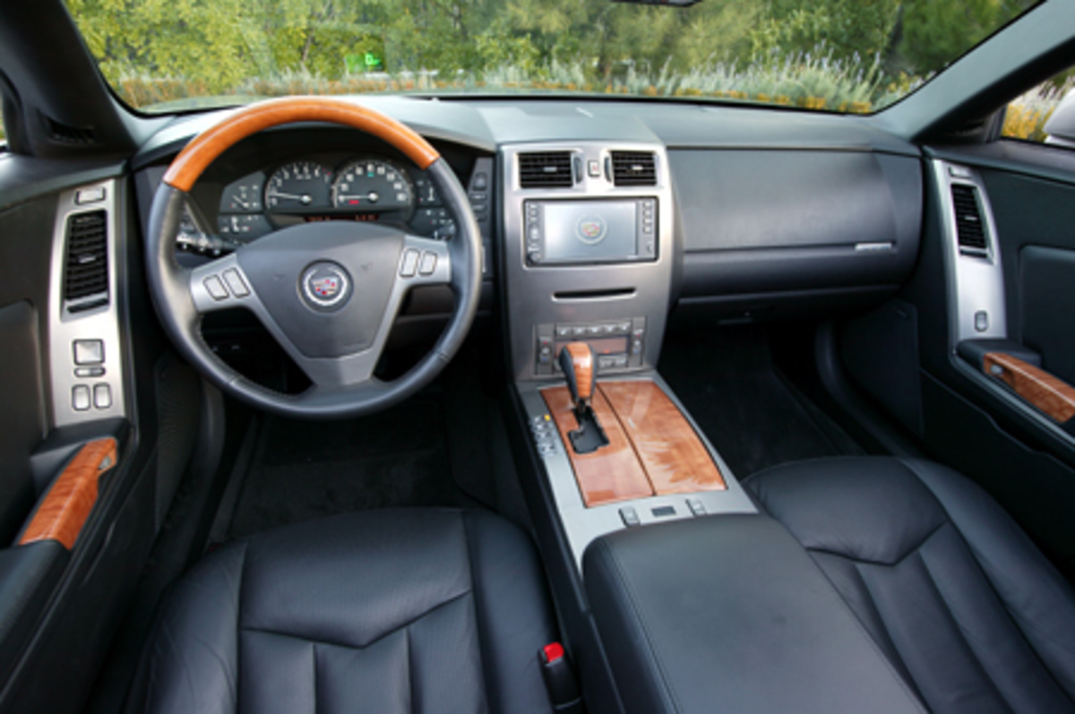 キャディラックXLR（5AT）【海外試乗記】 キャディラックの挑戦 - webCG