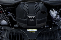 340psと500Nmを生み出す3リッターV6ターボエンジン。