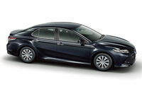 モデルチェンジを機に、全長が35mm、ホイールベースが50mm拡大された新型「カムリ」。さらにルーフを後方に延長するなどして、ゆとりある室内空間を実現した。
	（Photo：X。ボディカラーはアティチュードブラックマイカ＜218＞。）