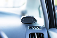 トヨタが後付け可能な「踏み間違い加速抑制システム」の対象車種を拡大の画像