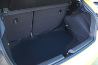 荷室容量は335リッター。従来型比で65リッター容量が拡大されている。