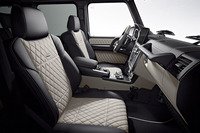 限定24台のポーセレンのインテリア。