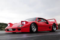 F40（写真＝池之平昌信）
	 
	