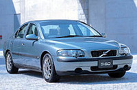 ボルボ「S60」にエントリーモデルの画像