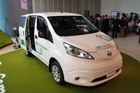日産からワンボックス型EV「e-NV200」が登場の画像