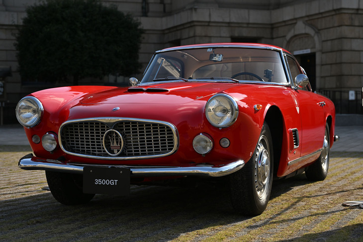 こちらは「マセラティ3500GT」。