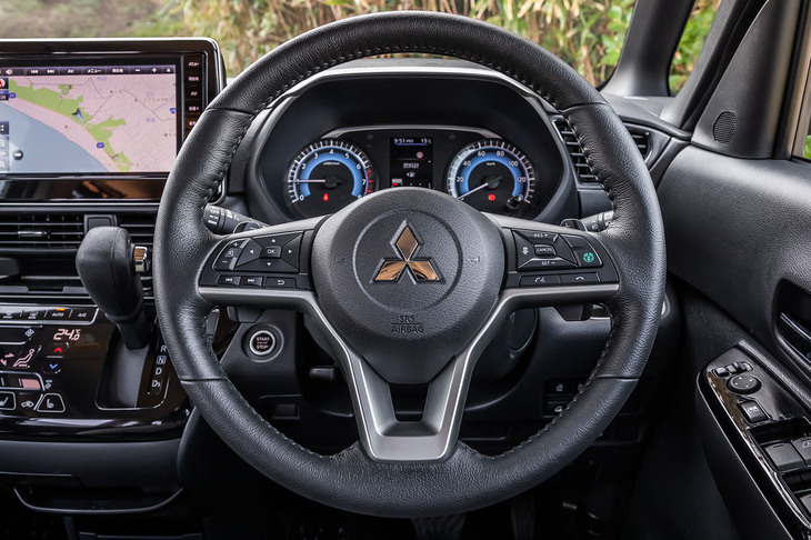 デリカミニTプレミアム（ステアリングホイール）