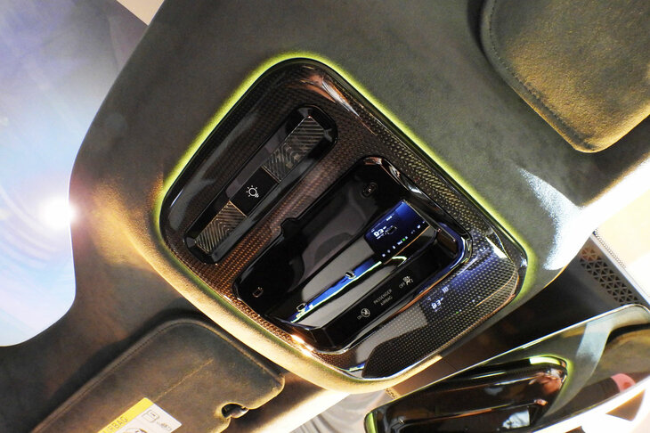 ロータス・エメヤ（オーバーヘッドコンソール）