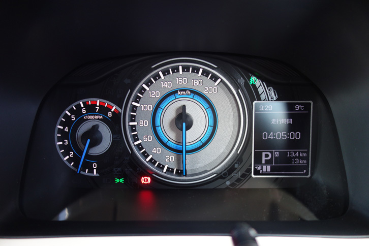 スズキ・クロスビー ハイブリッドMZ（メーター）