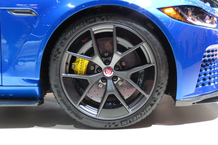 ジャガーXE SVプロジェクト8