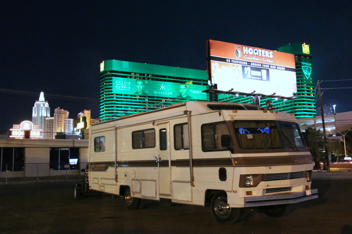 懐かしいアレグロのモーターホーム。筆者は、1970年代に一世を風靡（ふうび）した魔術師の引田天功（初代）が東京で使用していたのを覚えている。