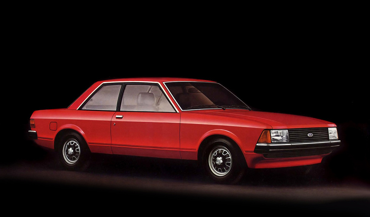 欧州フォードのフラッグシップとして1977年にデビューした「グラナダ」の2ドアセダン。全長4.7mちょっとのボディーに1.7リッターV4から2.8リッターV6までのエンジンを搭載。基本的に英独共通モデルだが、2ドアセダンはドイツ版のみに用意された。