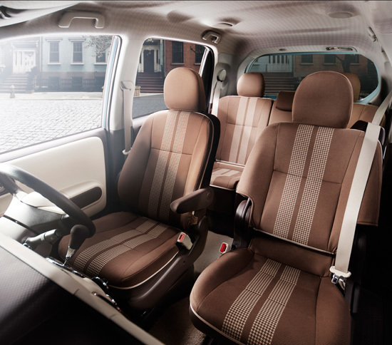 「ポルテF“a la mode Brun”」のシート。