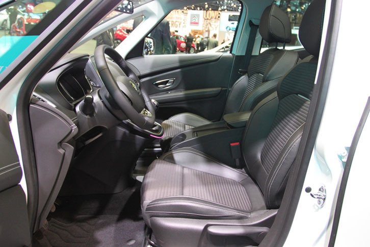 ルノー・グランセニック（インテリア）