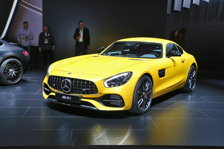 メルセデスAMG GT S