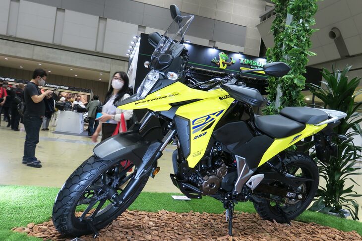 スズキVストロームSX