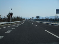 有料区間はガラガラだ（東根付近）。