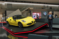 アルファ・ロメオ4Cスパイダーが日本上陸【東京モーターショー2015】