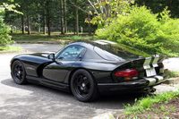 普段はオーナー（つまり私だ）にささやかな嫌がらせを仕掛ける側の「バイパー」だが、今回は珍しく人災をこうむる側だった。洗車するから、機嫌直せや。