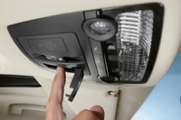 「BMW SOSコール」のスイッチ。