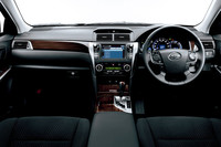 ハイブリッドの新型ダイハツ・アルティス発売の画像