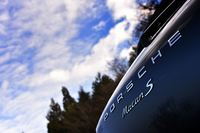 ポルシェ・マカンS
    