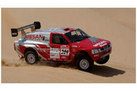 日産、2004年「パリダカ」体制発表、マクレーらが砂漠に挑戦！の画像