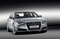 「アウディA8ハイブリッド」