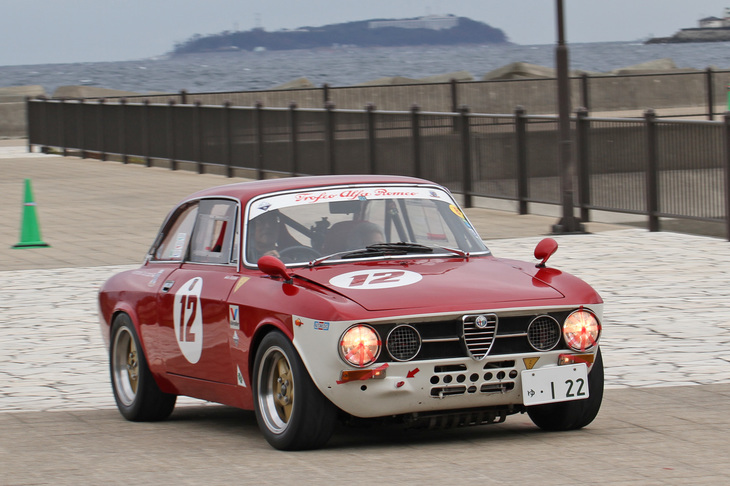 1972年「アルファ・ロメオ2000GTV」。スラロームでは4位だったが、ヒルクライムは電気系のトラブルで出走できず。